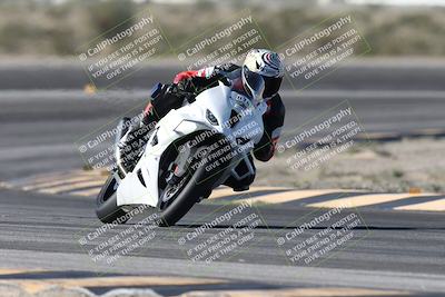 media/Jan-15-2026-Racers Edge (Thu) [[dfebeb70ab]]/3-B Group/Session 2 (Turn 11)/